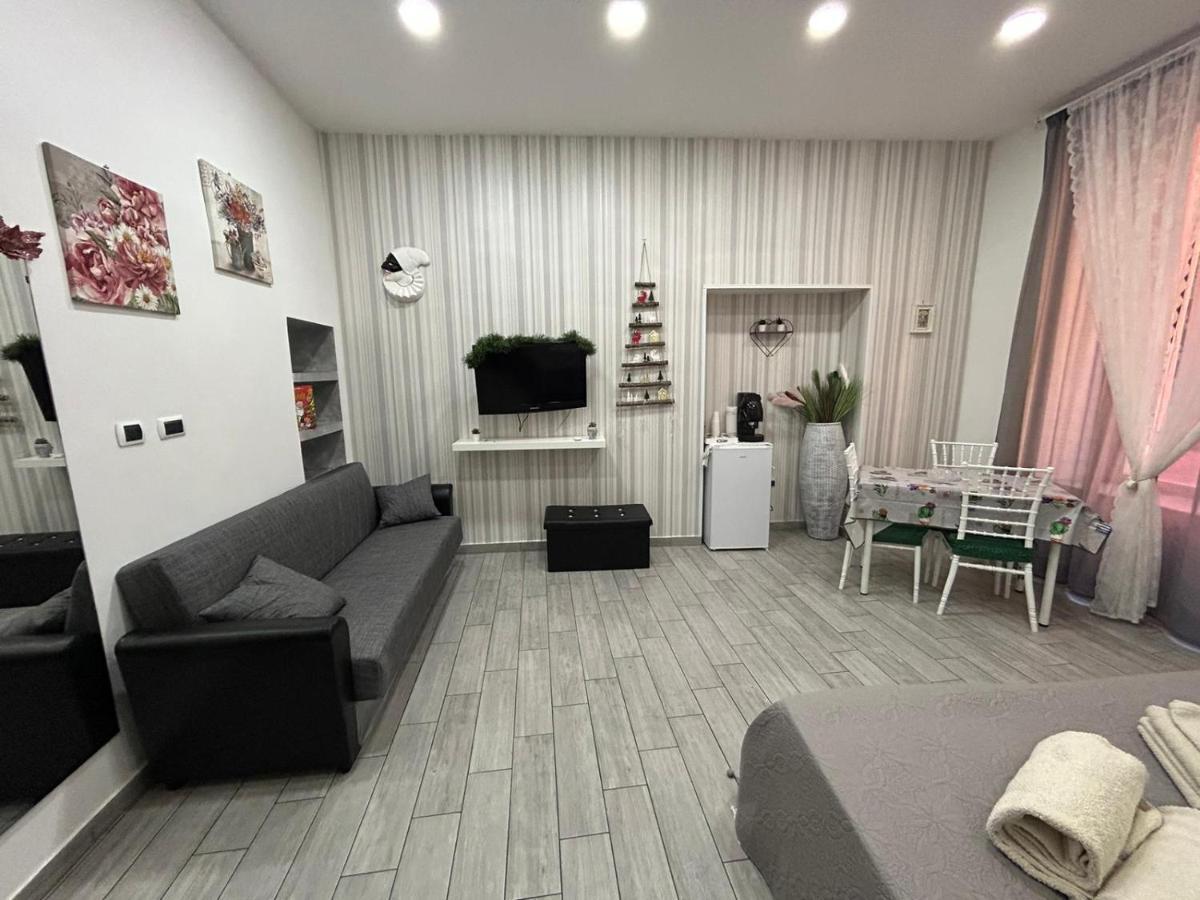 Cuore Di Napoli Hotel Bagian luar foto