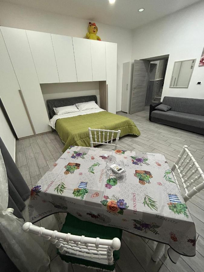 Cuore Di Napoli Hotel Bagian luar foto