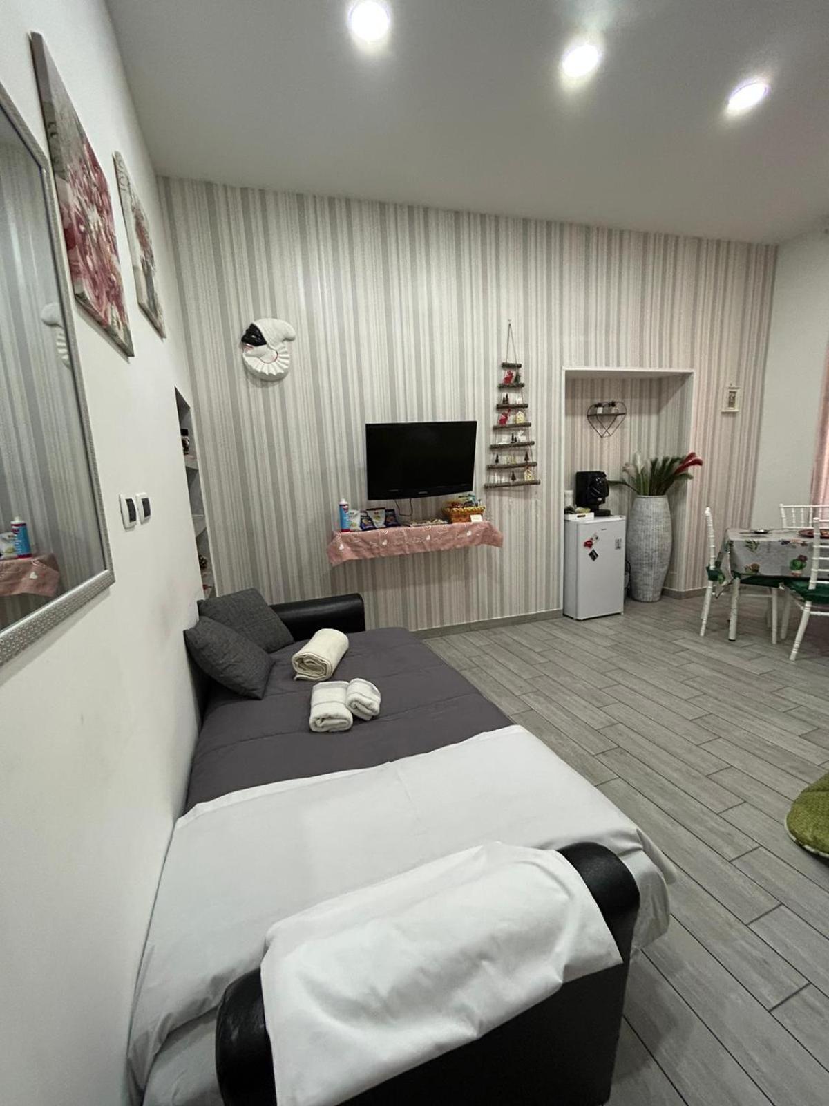 Cuore Di Napoli Hotel Bagian luar foto