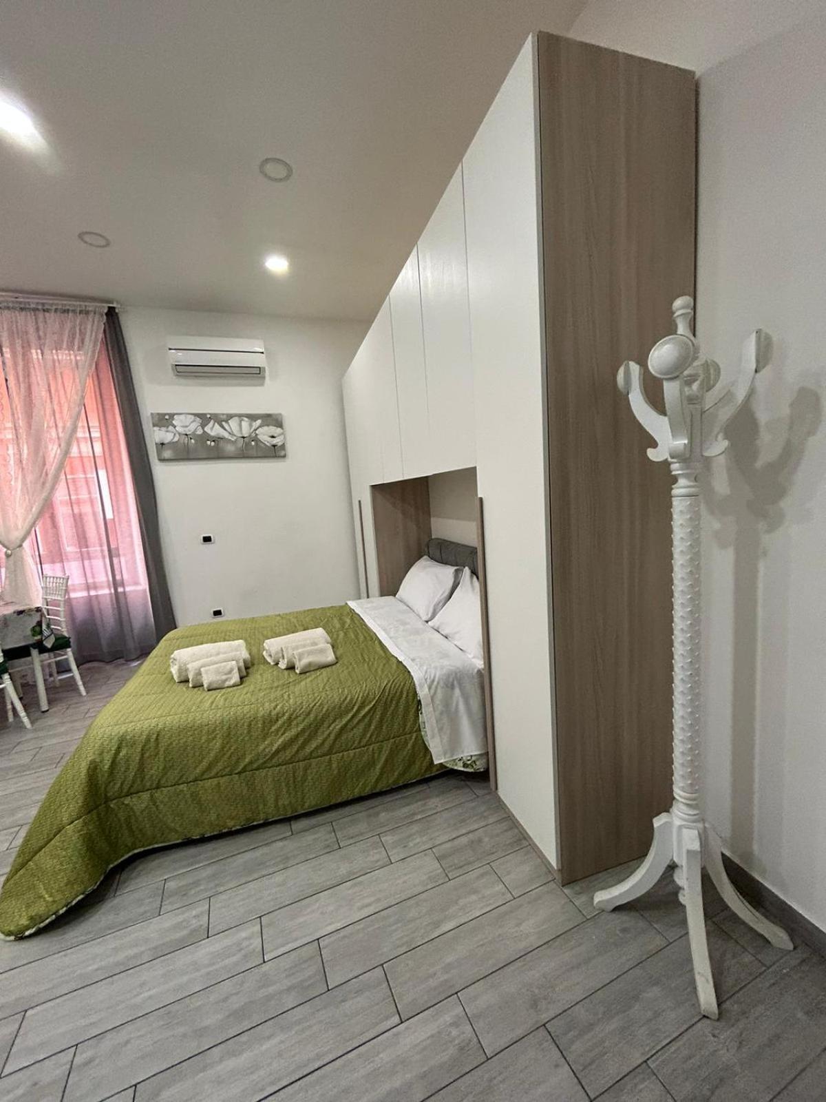 Cuore Di Napoli Hotel Bagian luar foto